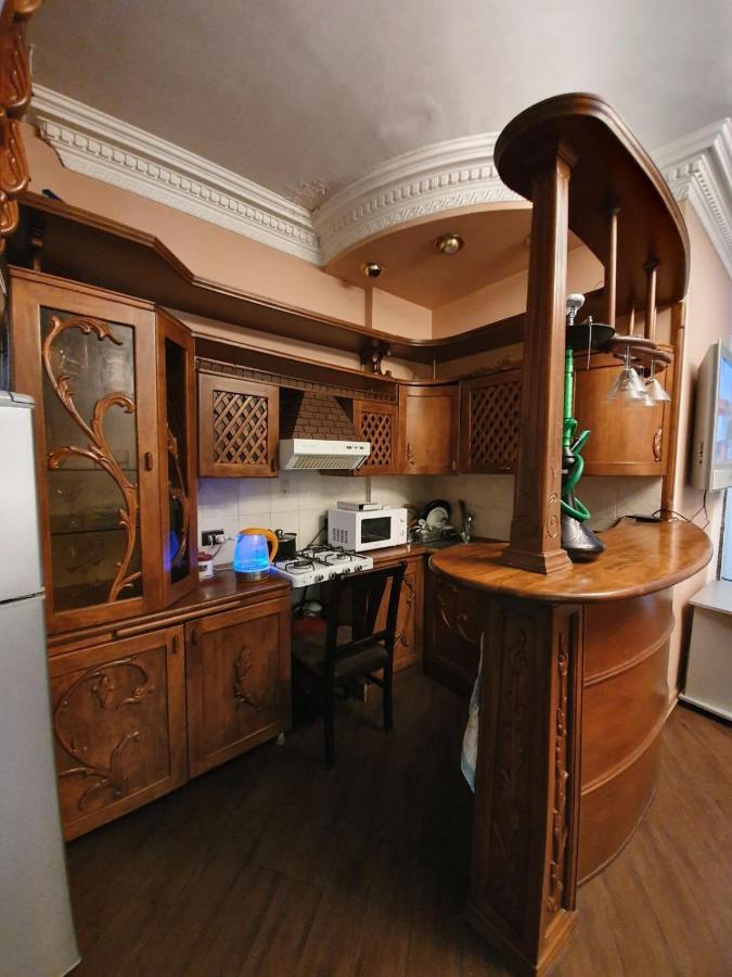 Crystal Villa Hotel Yerevan Bagian luar foto