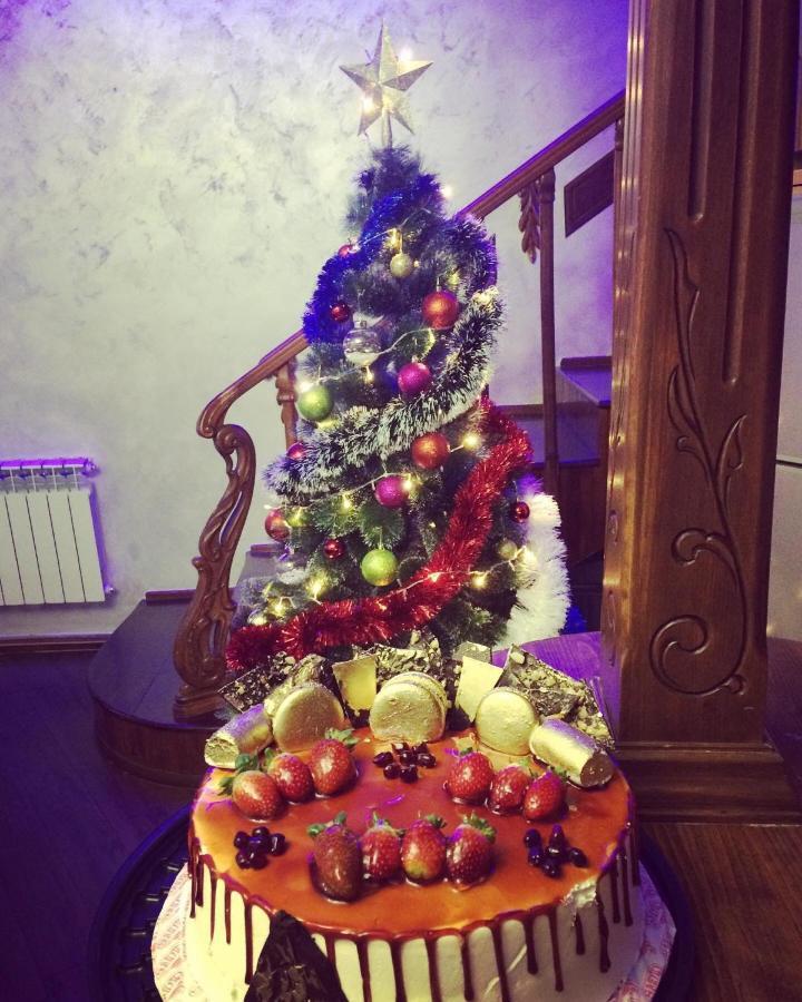 Crystal Villa Hotel Yerevan Bagian luar foto